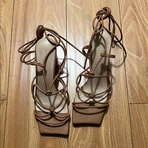 [Pretty Little Thing] Tan Strappy Heels